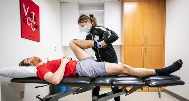 CSICalgary_Physio_Lauren-9205745